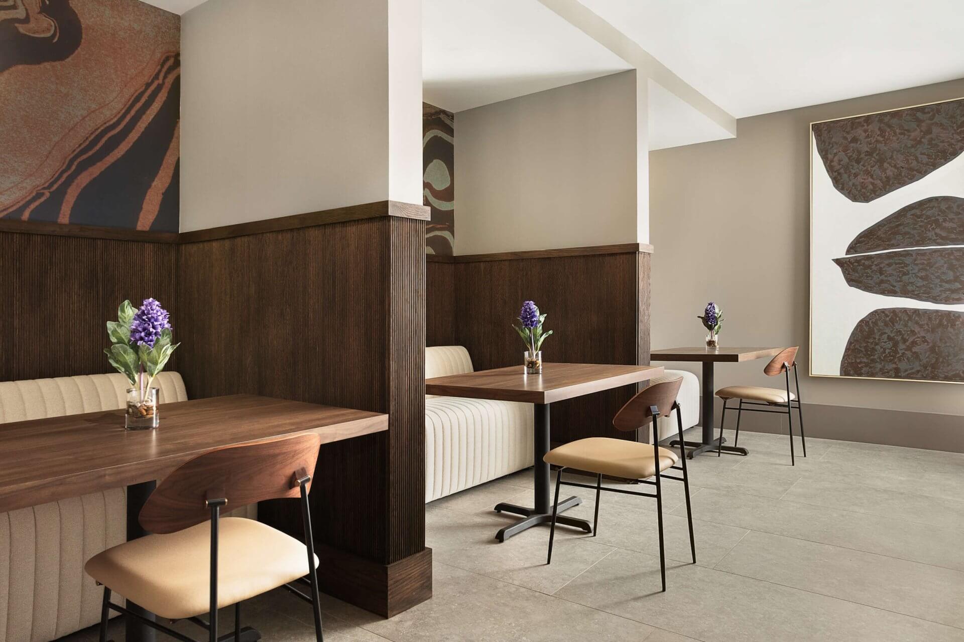 vista apartments coworkingspace zoomroom 3.final .websafe 1